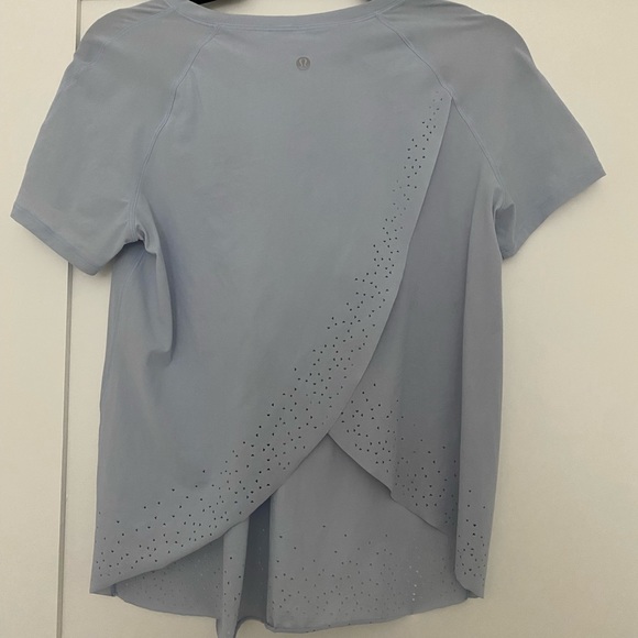 LULULEMON tee - Picture 2 of 2